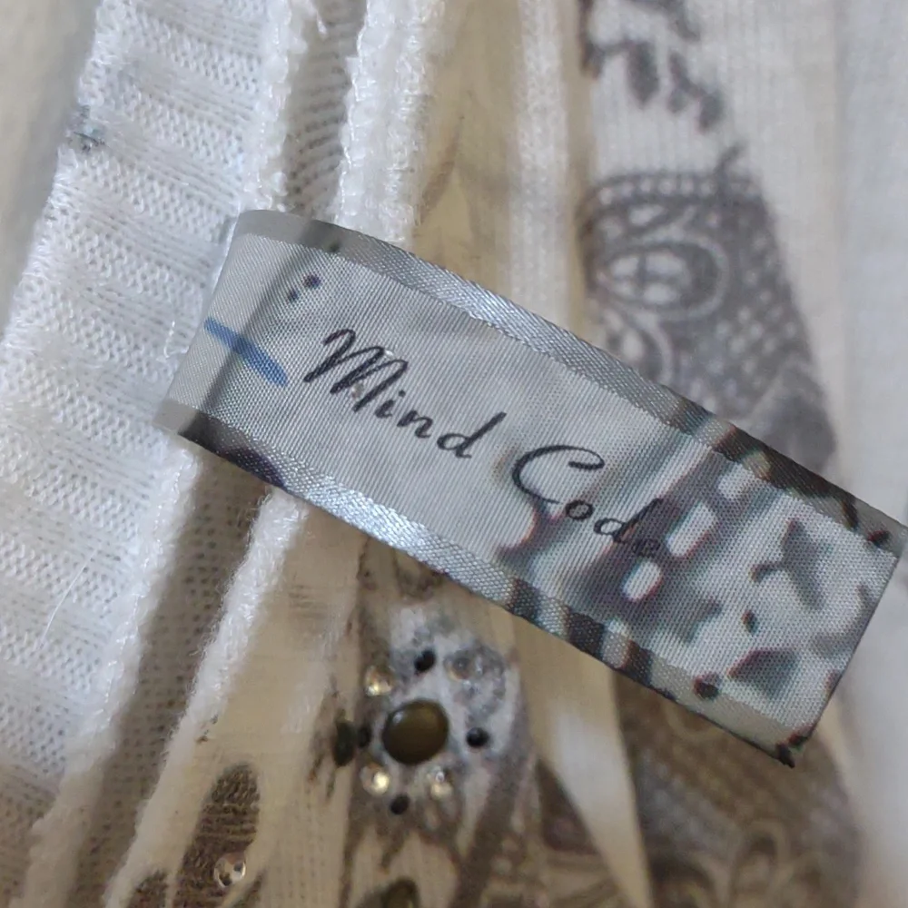 Mind Code blouse - Picture 3 of 5